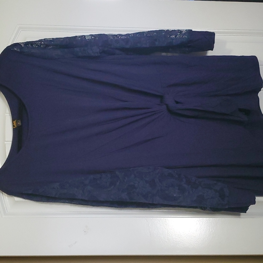 Lee's Brand Long sleeve women's top